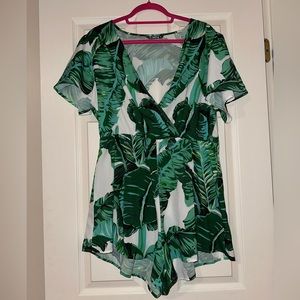 Palm Leaf Romper 🌿